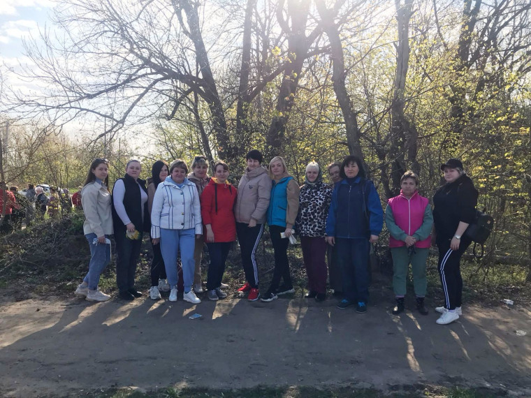 22 апреля коллектив МКОУ «СШ №10» принял участие в Общероссийском субботнике!.
