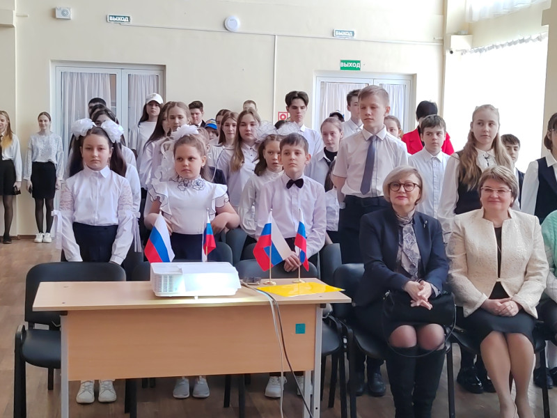 На базе МКОУ «СШ №10» состоялось торжественное открытие первичного отделения Российского движения детей и молодежи «Движение первых»..